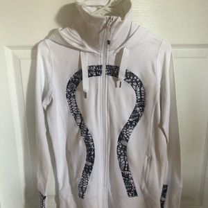 Lulu jacket w/hood